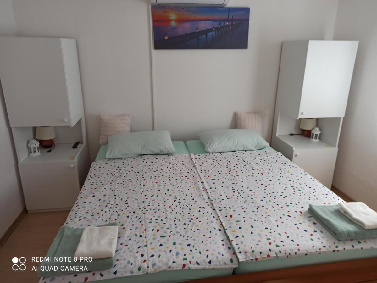 Sunce Apartman Bratkovice 1-8C Apartamento Drače Exterior foto